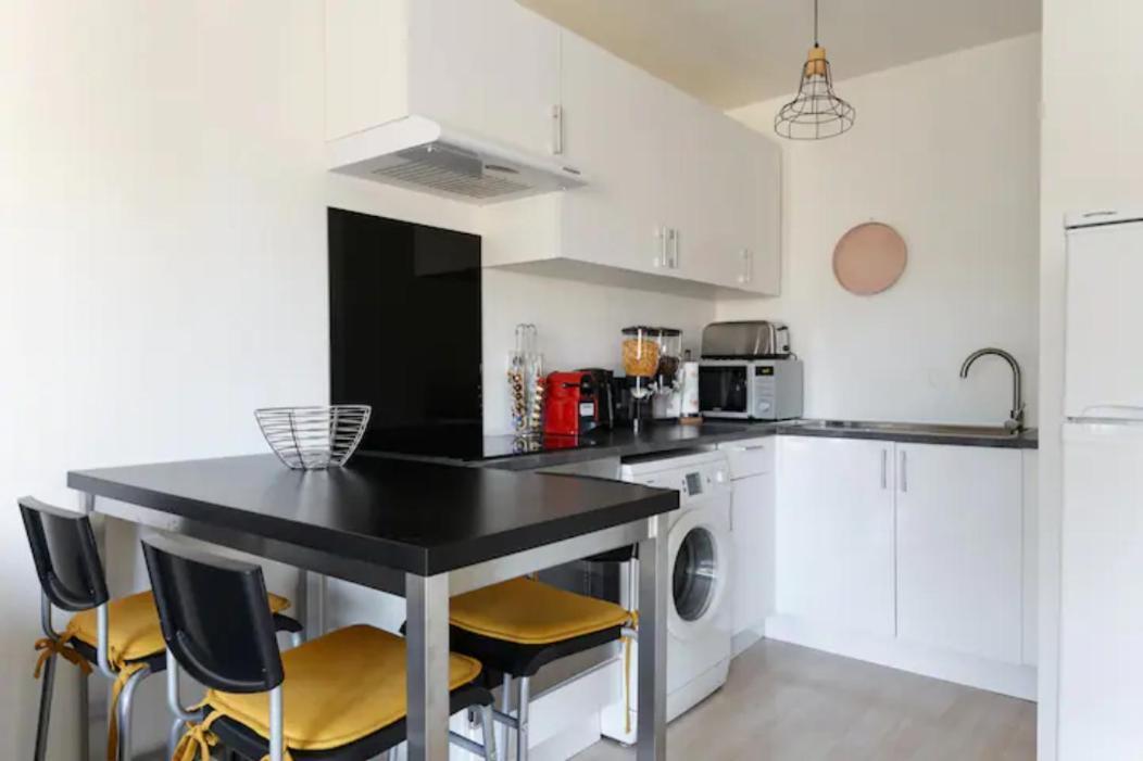 Appartement Cozy : 10/15 Min Des Champs Elysee Sartrouville Exterior photo